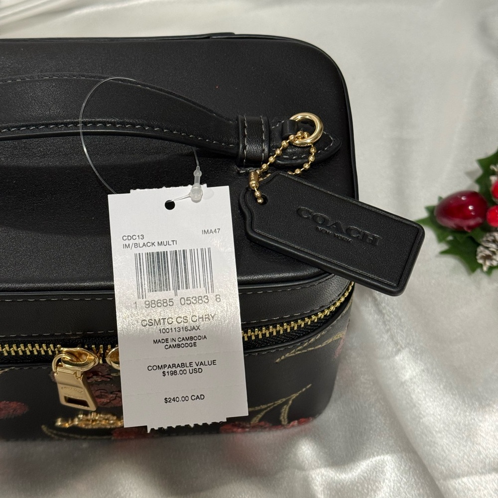 COACH Cosmetic Bags & Cases  cherry print pattern - Picture 11 of 11
